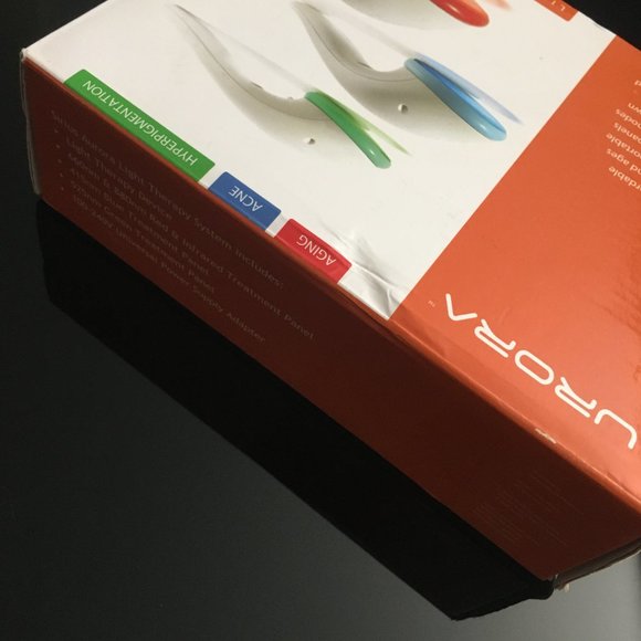 Sirius Aurora Handheld System For Wrinkles, Acne & Hyperpigmentation - Picture 12 of 16